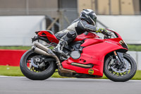 Castle-Combe-2019;PJ-Motorsport-Photography-2019;donington-no-limits-trackday;donington-park-photographs;donington-trackday-photographs;no-limits-trackdays;peter-wileman-photography;trackday-digital-images;trackday-photos